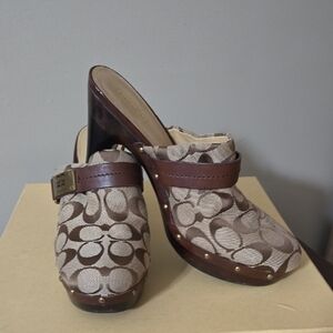 Coach Classic Brown Patterned Women's Clogs Size 9.5